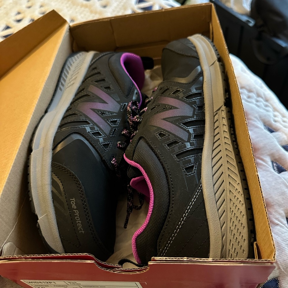 NB Women's Steel Toe Industrial Shoes-Wide